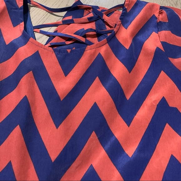 CHARMING CHARLIE Chevron Patterned Strappy Back Long Sleeve Straight Dress Small - Picture 13 of 13